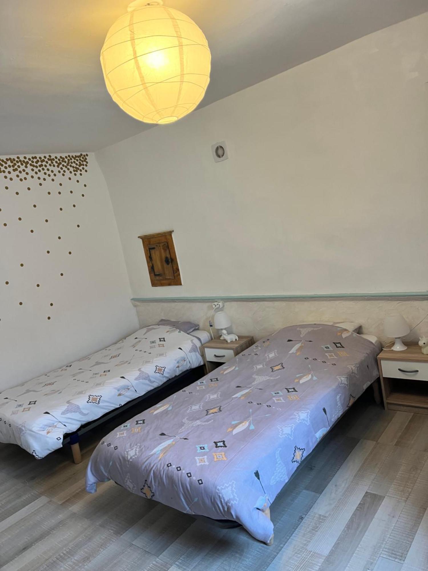 Gite Des Reculees Ladoye-sur-Seille Exterior foto
